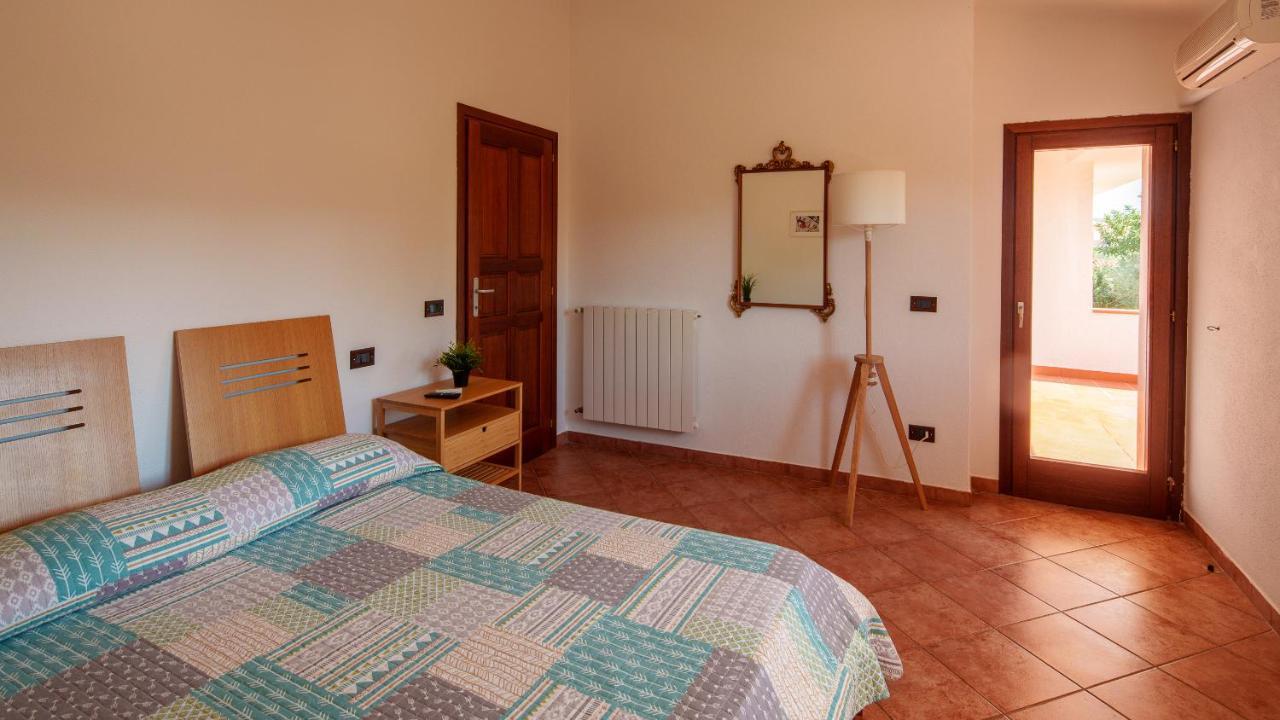 Welcomely - Affittacamere Insula Olbia Esterno foto