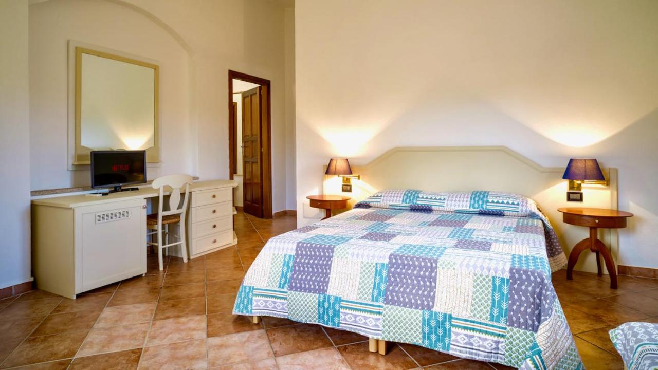 Welcomely - Affittacamere Insula Olbia Esterno foto